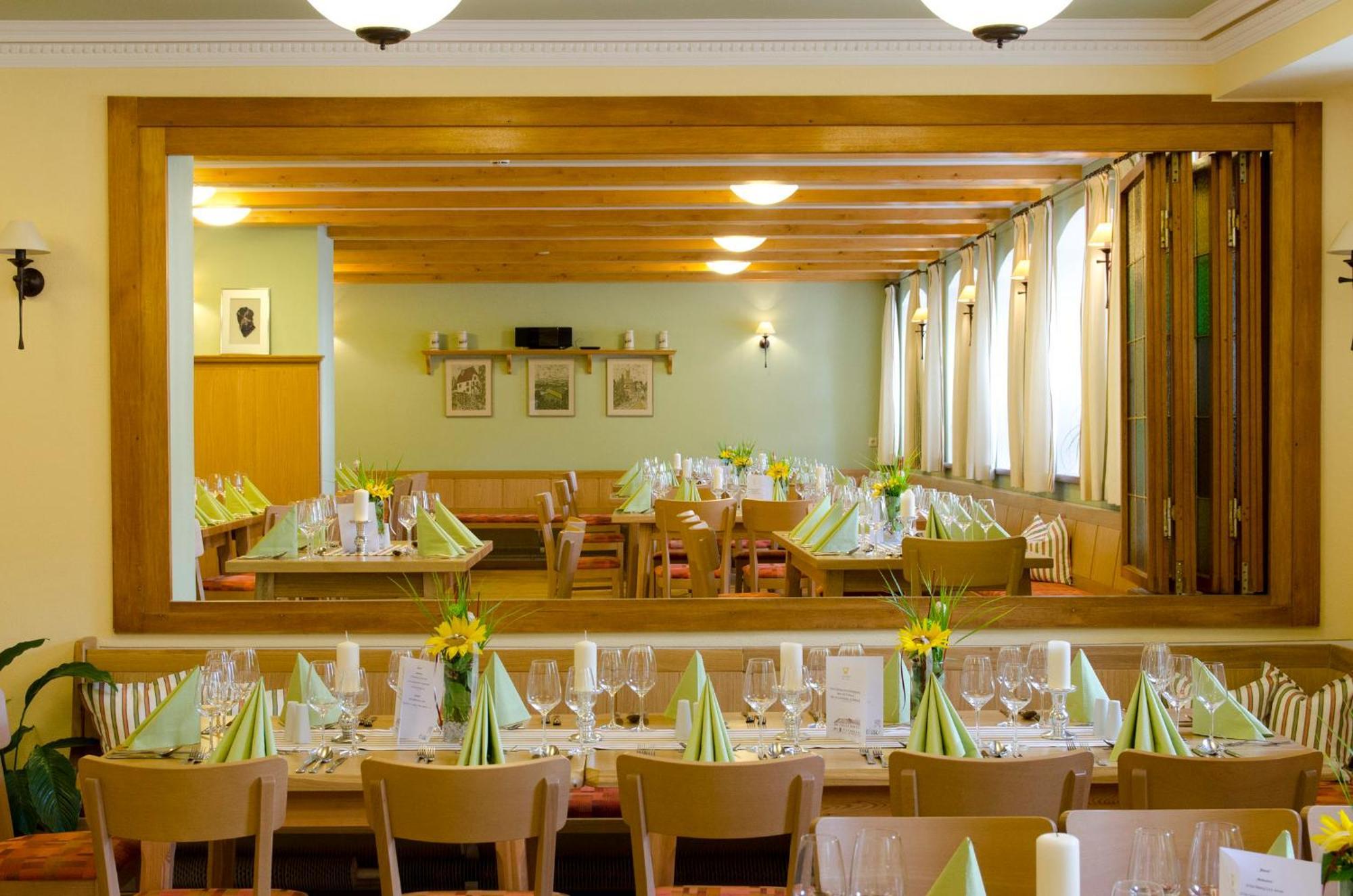 Hotel Gasthof Zur Post Bärnau Exteriör bild
