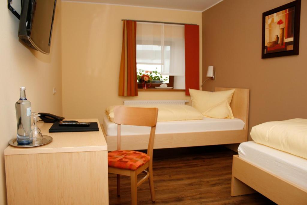 Hotel Gasthof Zur Post Bärnau Rum bild